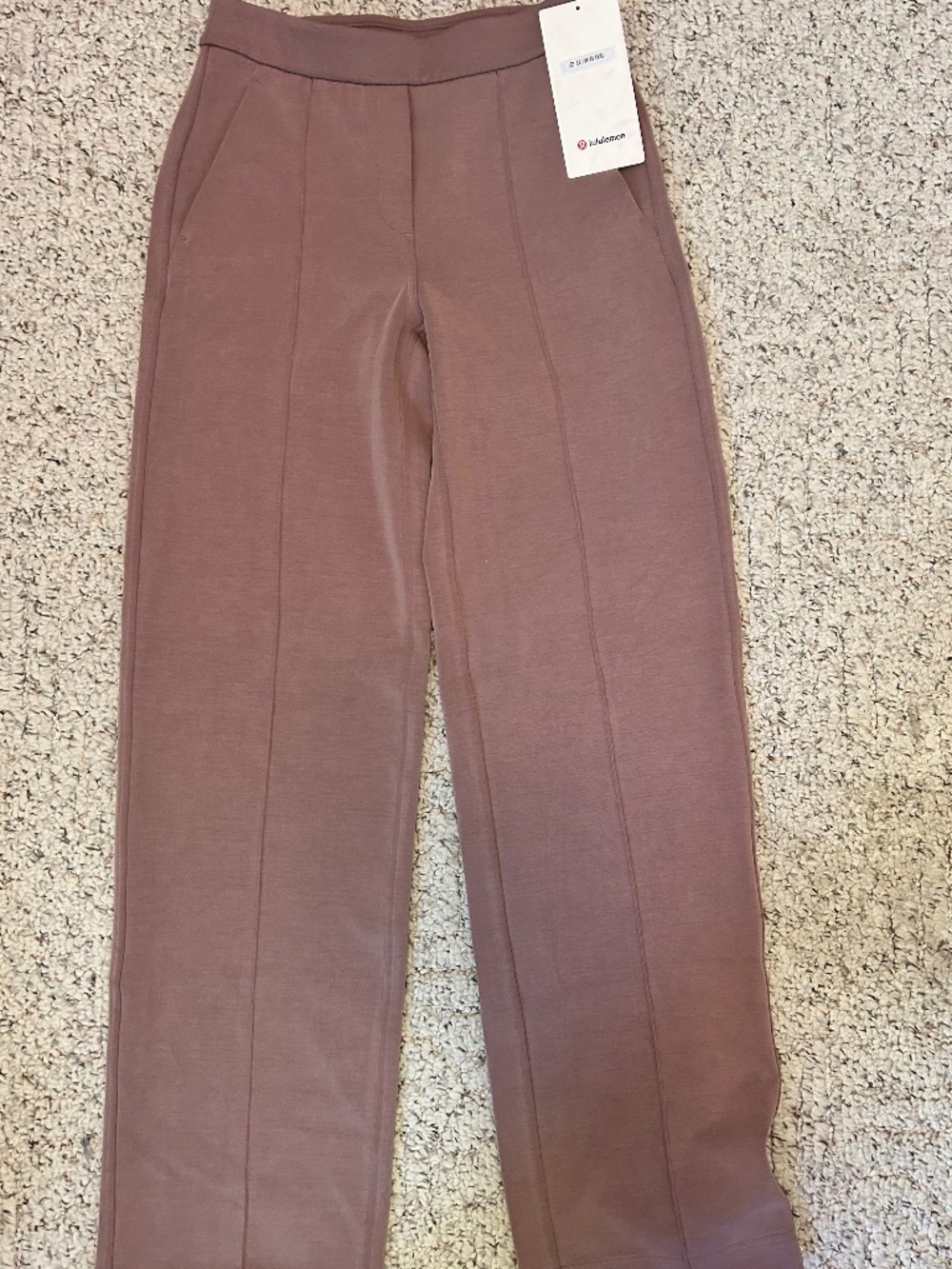 NWT Lululemon Softstreme Pintuck Mid-Rise Pant *Reg size XXS Twilight Rose Slim
